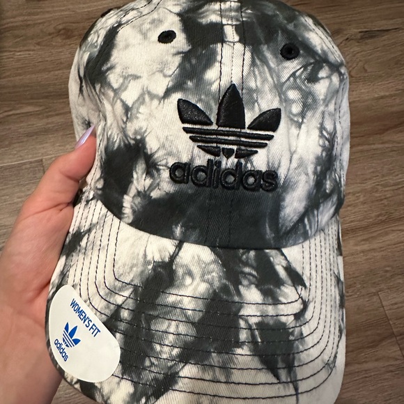 Adidas Women’s Original Relaxed Tie Dye Strap Back - Picture 3 of 3